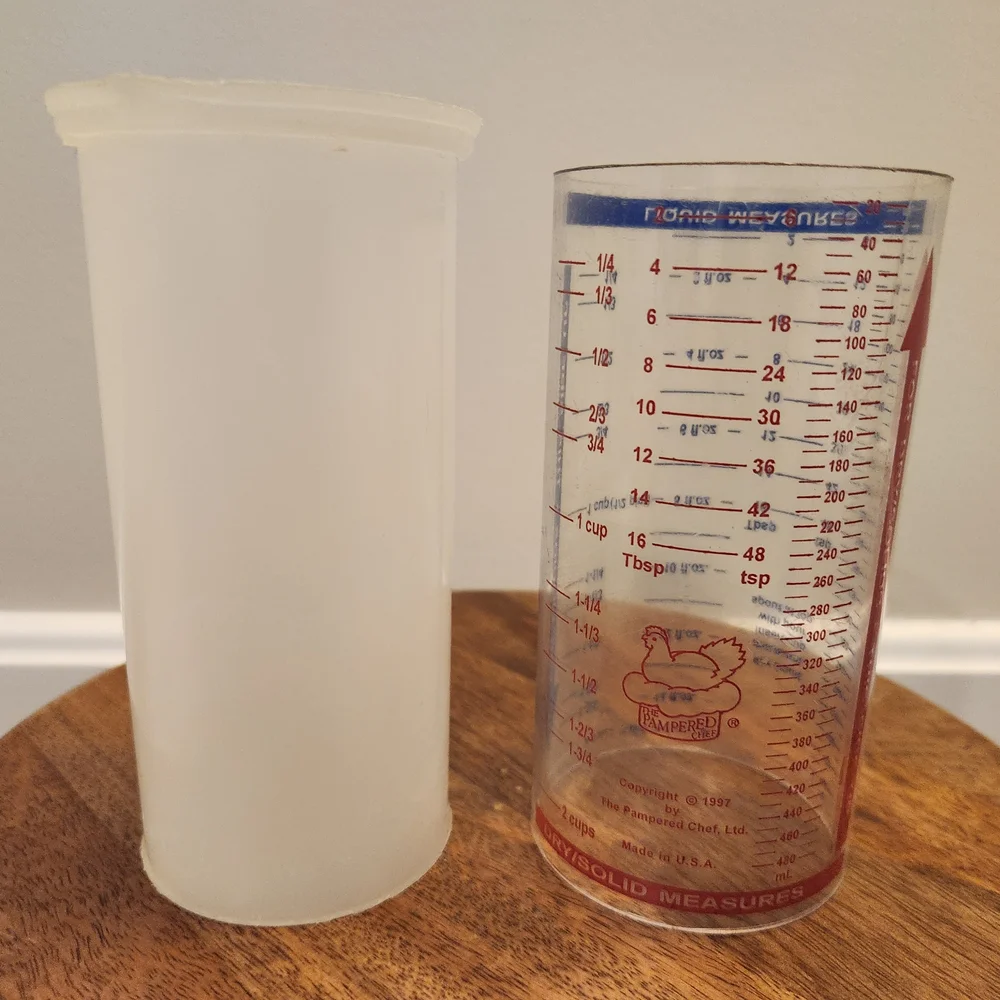Pampered Chef Measure-All Dry/Solid 2 Cup Measuring Cup #2225